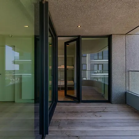 Huswell - Coastal Luxury Unit With Panoramic View *